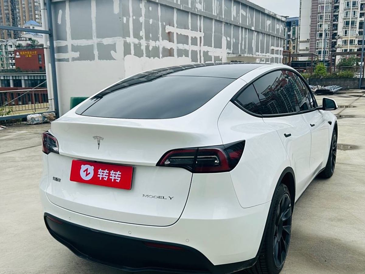 特斯拉 Model Y  2022款 改款 長(zhǎng)續(xù)航全輪驅(qū)動(dòng)版圖片