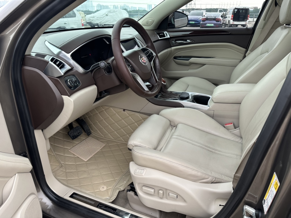 凱迪拉克 SRX  2015款 3.0L 精英型圖片