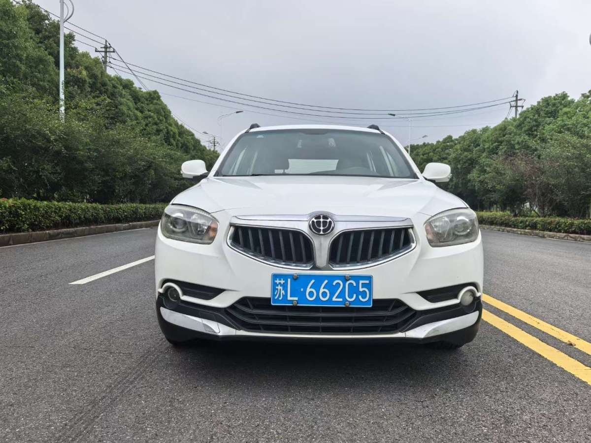 中華 V5  2014款 1.5T 自動兩驅(qū)豪華型圖片