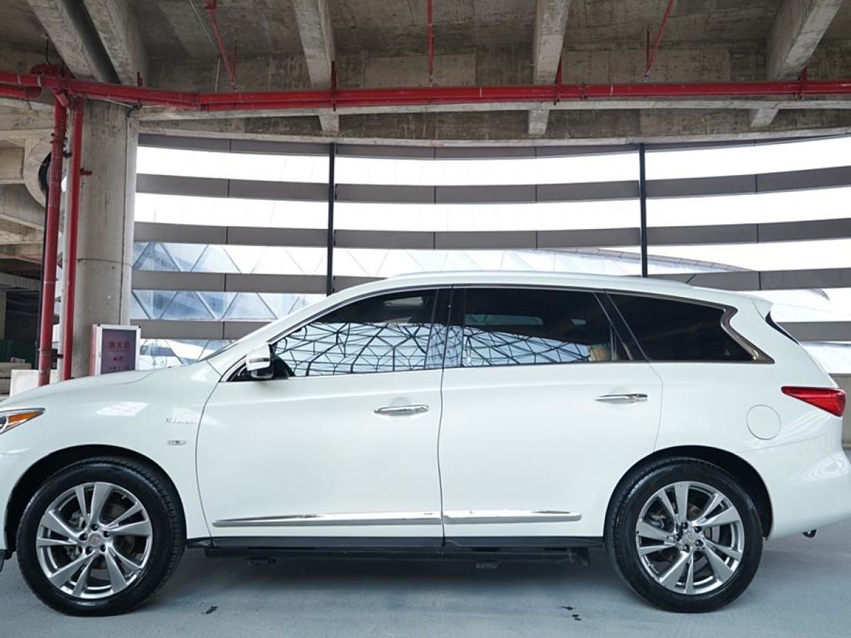 英菲尼迪 QX60  2020款 2.5 S/C Hybrid 兩驅(qū)卓越版 國VI圖片