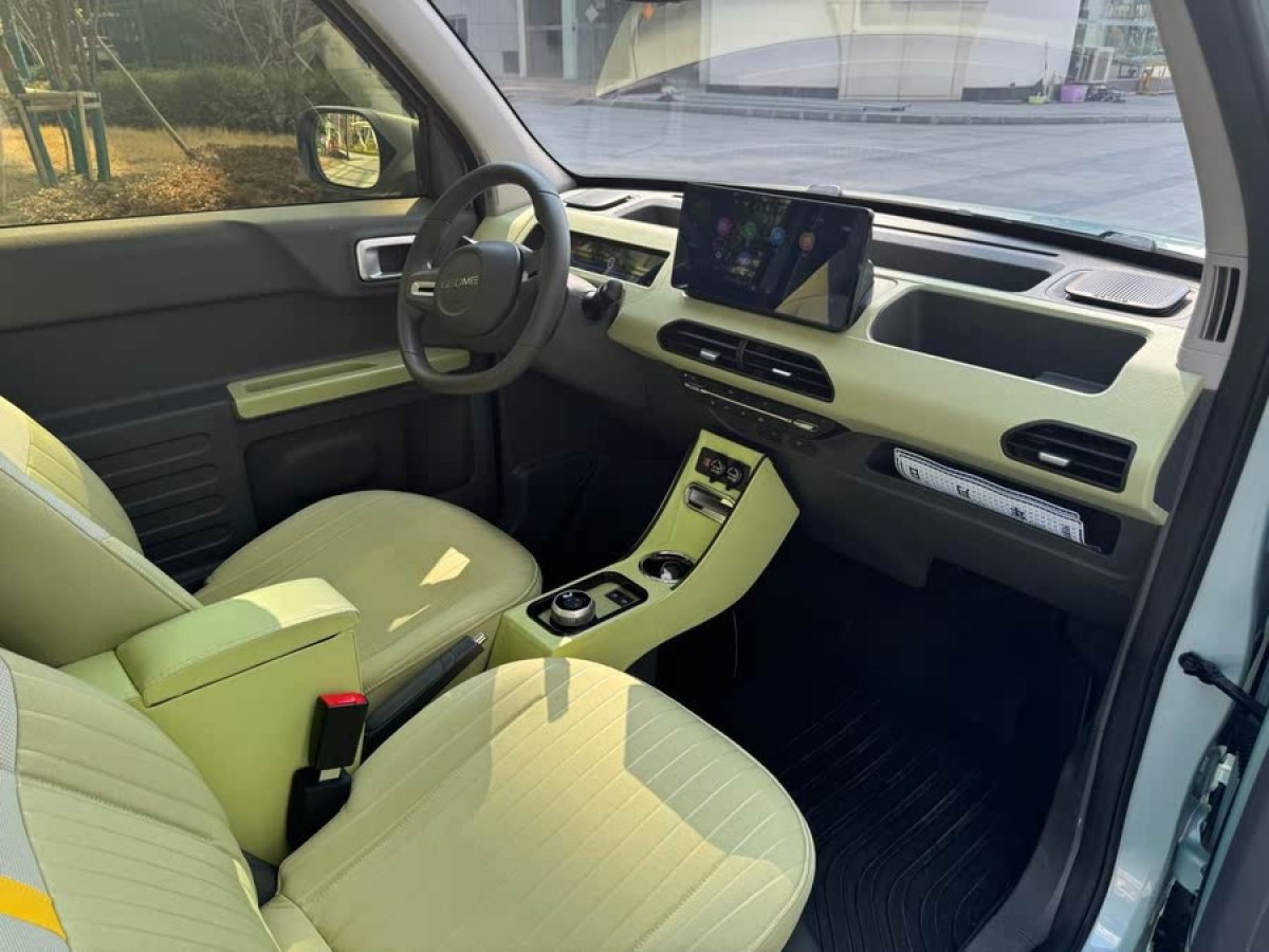 吉利 熊貓mini  2023款 200km 靈動熊圖片