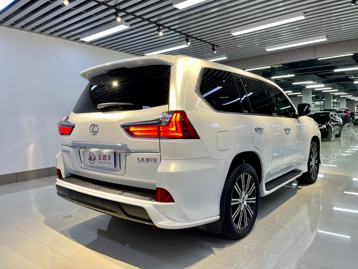 雷克萨斯 lx 2019款 570 巅峰特别版图片