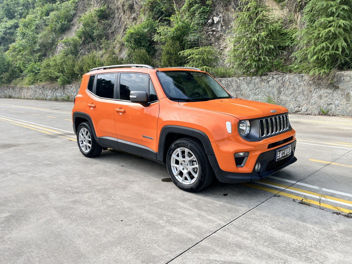 Jeep 自由侠  2019款 220T 自动夜鹰版图片