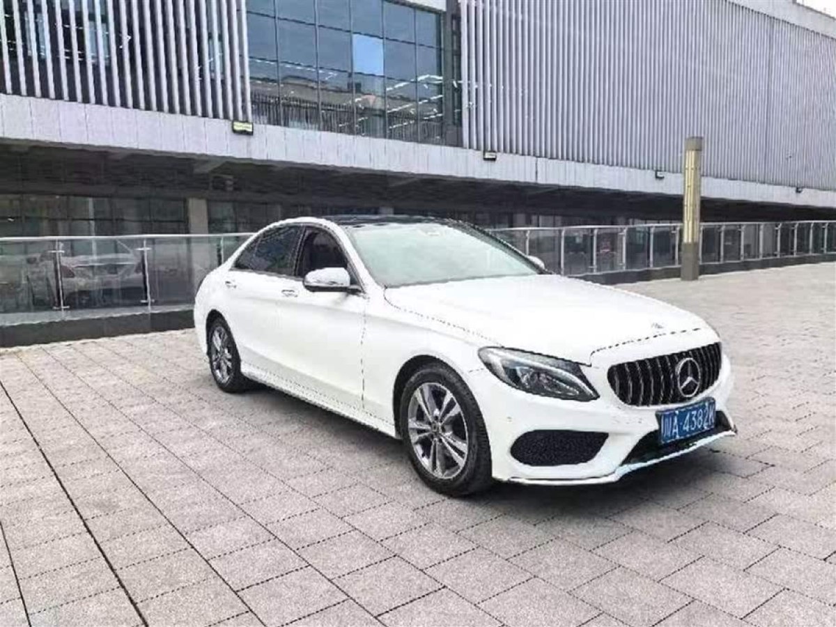 奔馳 奔馳C級(jí)  2018款 C 200 L 運(yùn)動(dòng)版圖片