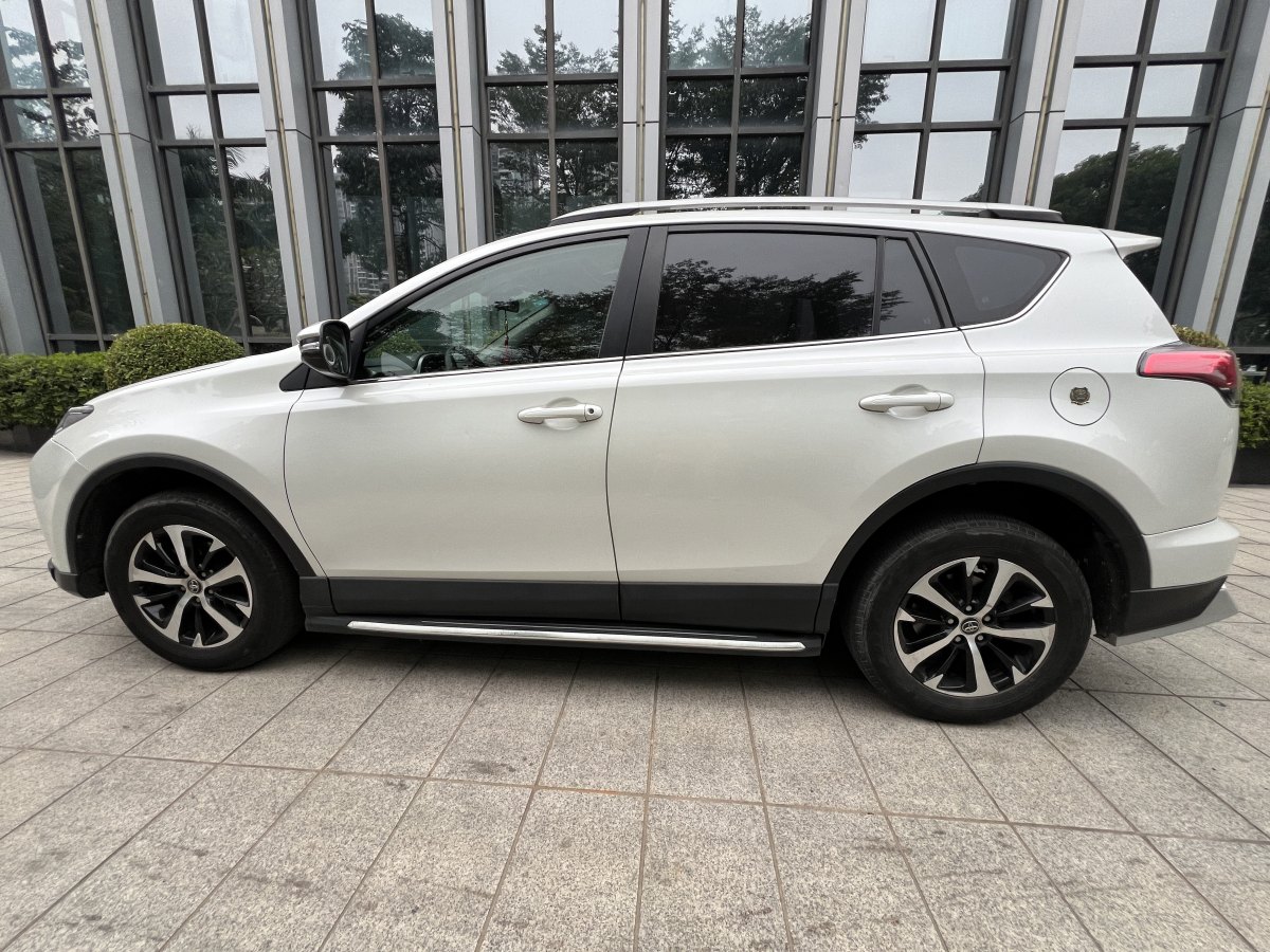 豐田 RAV4  2019款 榮放 2.0L CVT兩驅先鋒版圖片