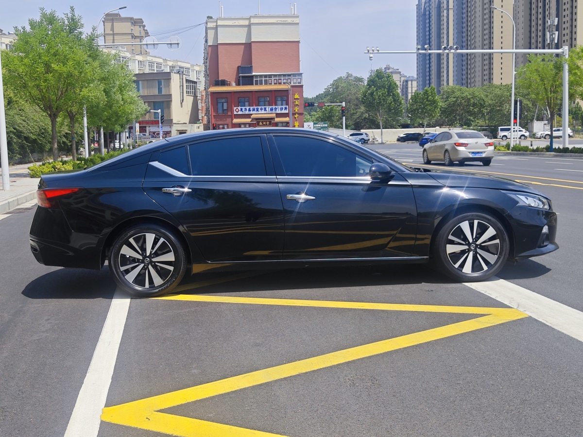 日產(chǎn) 天籟  2020款 改款 2.0L XL 舒適版圖片