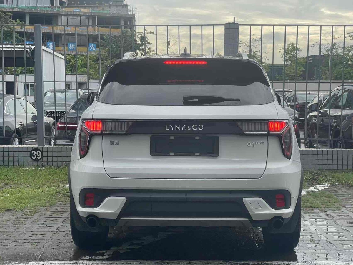 領(lǐng)克 領(lǐng)克01新能源  2019款 1.5T PHEV Plus圖片