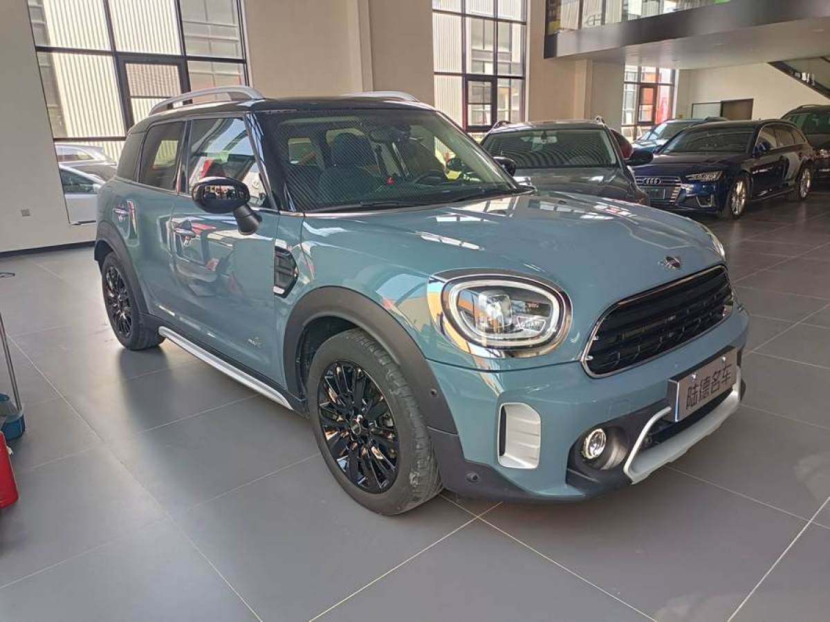 2021年5月MINI COUNTRYMAN  2021款 1.5T COOPER ALL4 鑒賞家