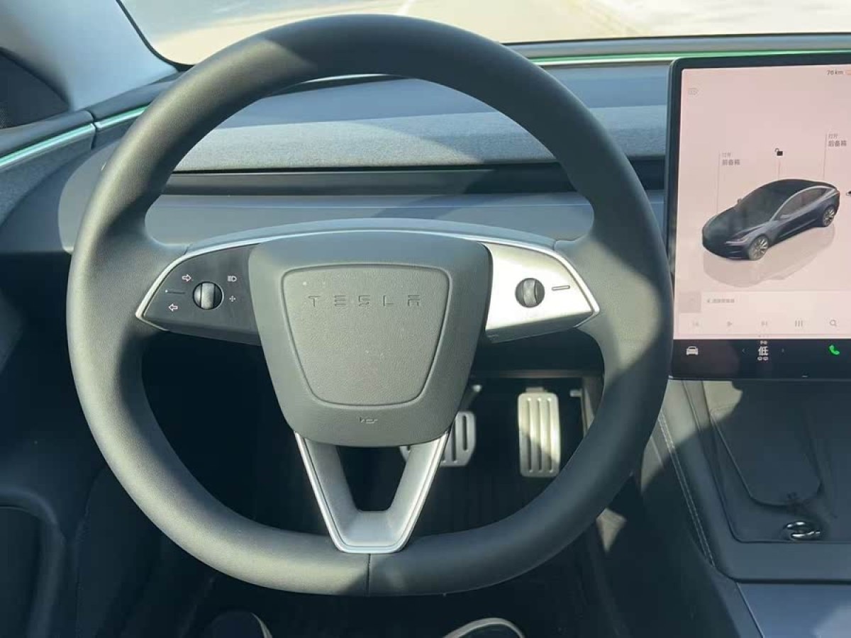 特斯拉 Model 3  2019款 長續(xù)航全輪驅(qū)動版圖片