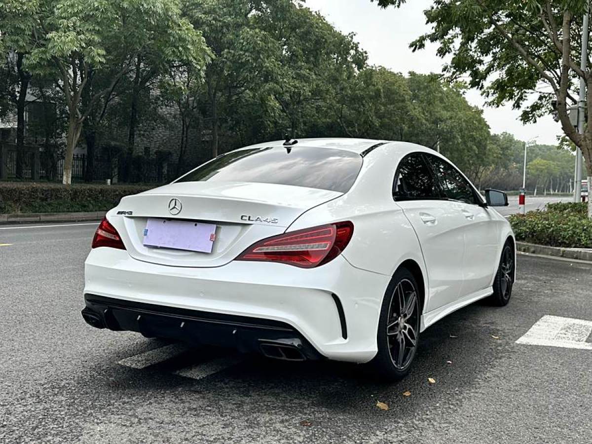 2017年2月奔馳 奔馳CLA級  2017款 改款 CLA 220 4MATIC