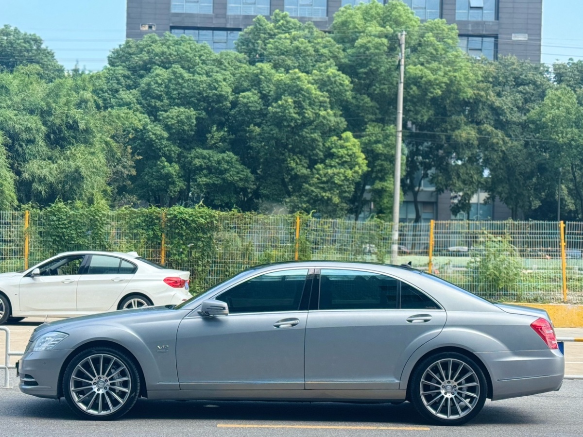 奔馳 奔馳S級(jí)  2012款 S 600 L Grand Edition designo圖片