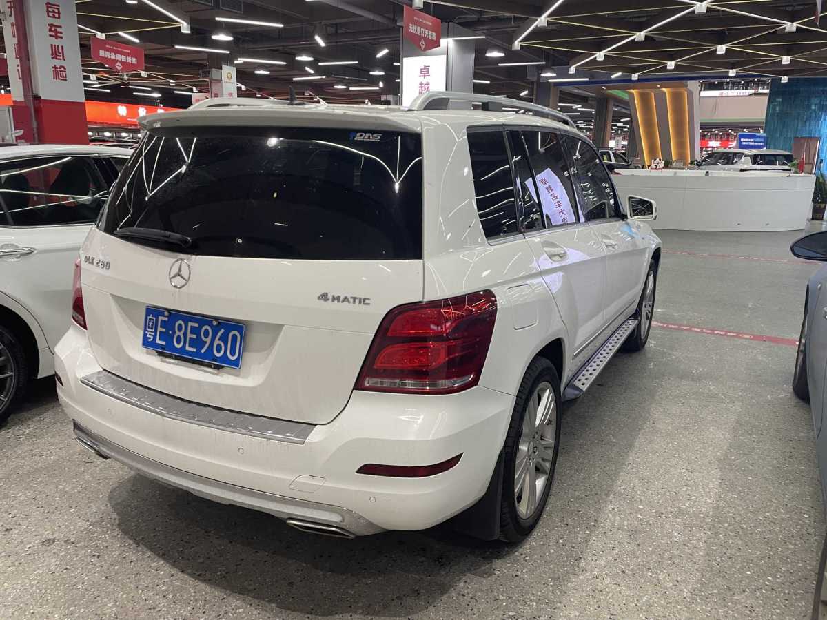 奔馳 奔馳GLK級  2015款 GLK 260 4MATIC 動感型 極致版圖片