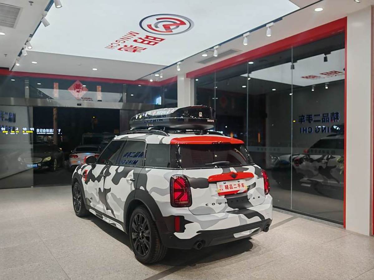 MINI COUNTRYMAN  2022款 2.0T COOPER S ALL4 黑標(biāo)特別版圖片