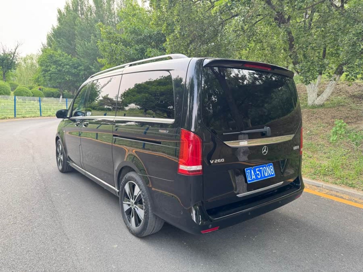 奔馳 V級  2021款 V 260 L 長軸距尊貴版圖片