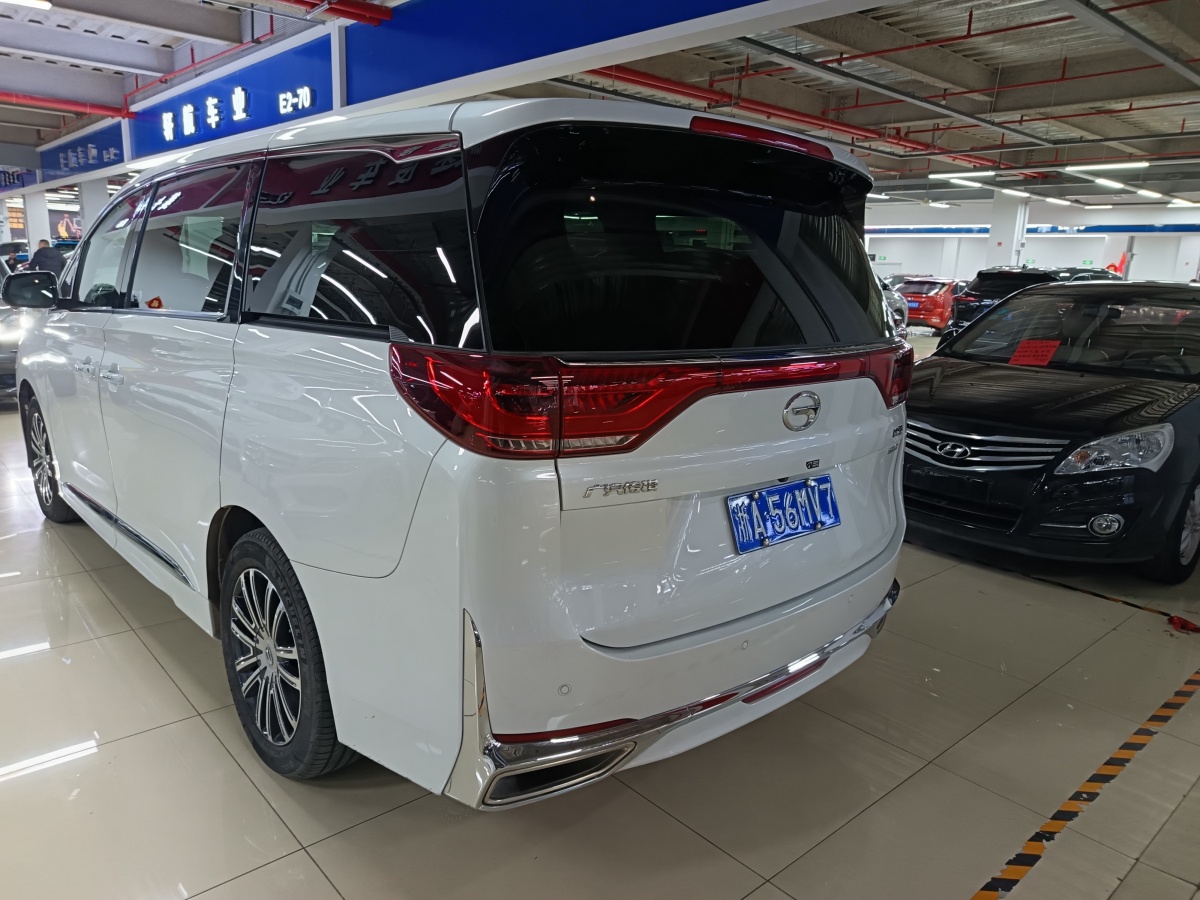 廣汽傳祺 M8  2023款 領(lǐng)秀系列 390T 尊貴版圖片