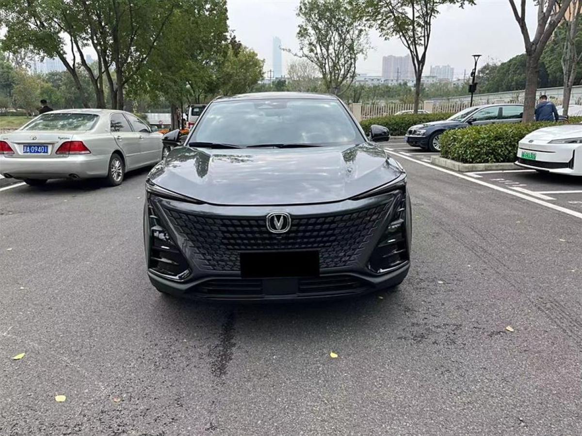 長(zhǎng)安 UNI-T  2022款 2.0T 尊貴型圖片