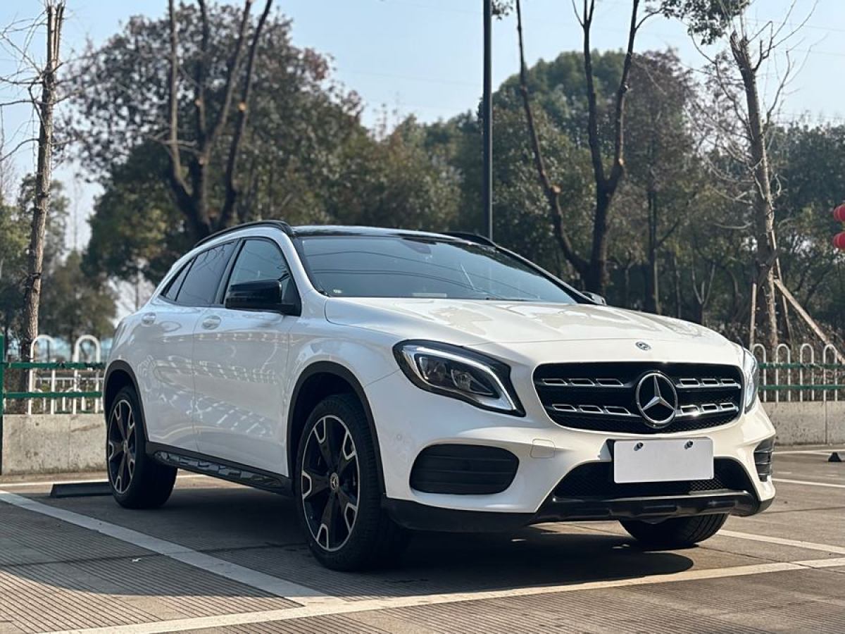 奔馳 奔馳GLA  2018款 GLA 220 4MATIC 運動型圖片