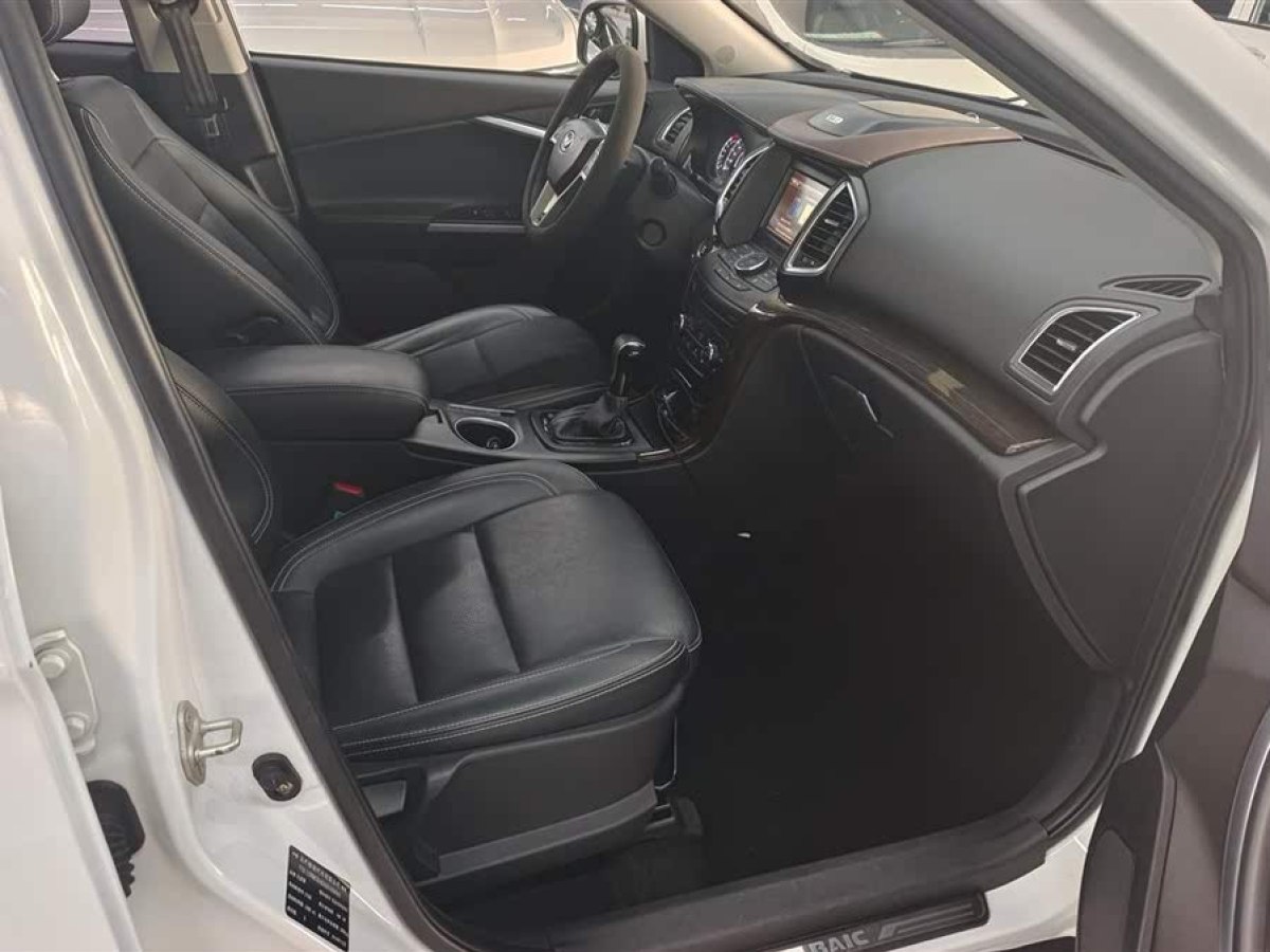 北汽幻速 S6  2017款 1.5T CVT樂享型圖片