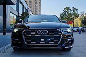 奥迪A6L 奥迪 改款 45 TFSI quattro 臻选动感型