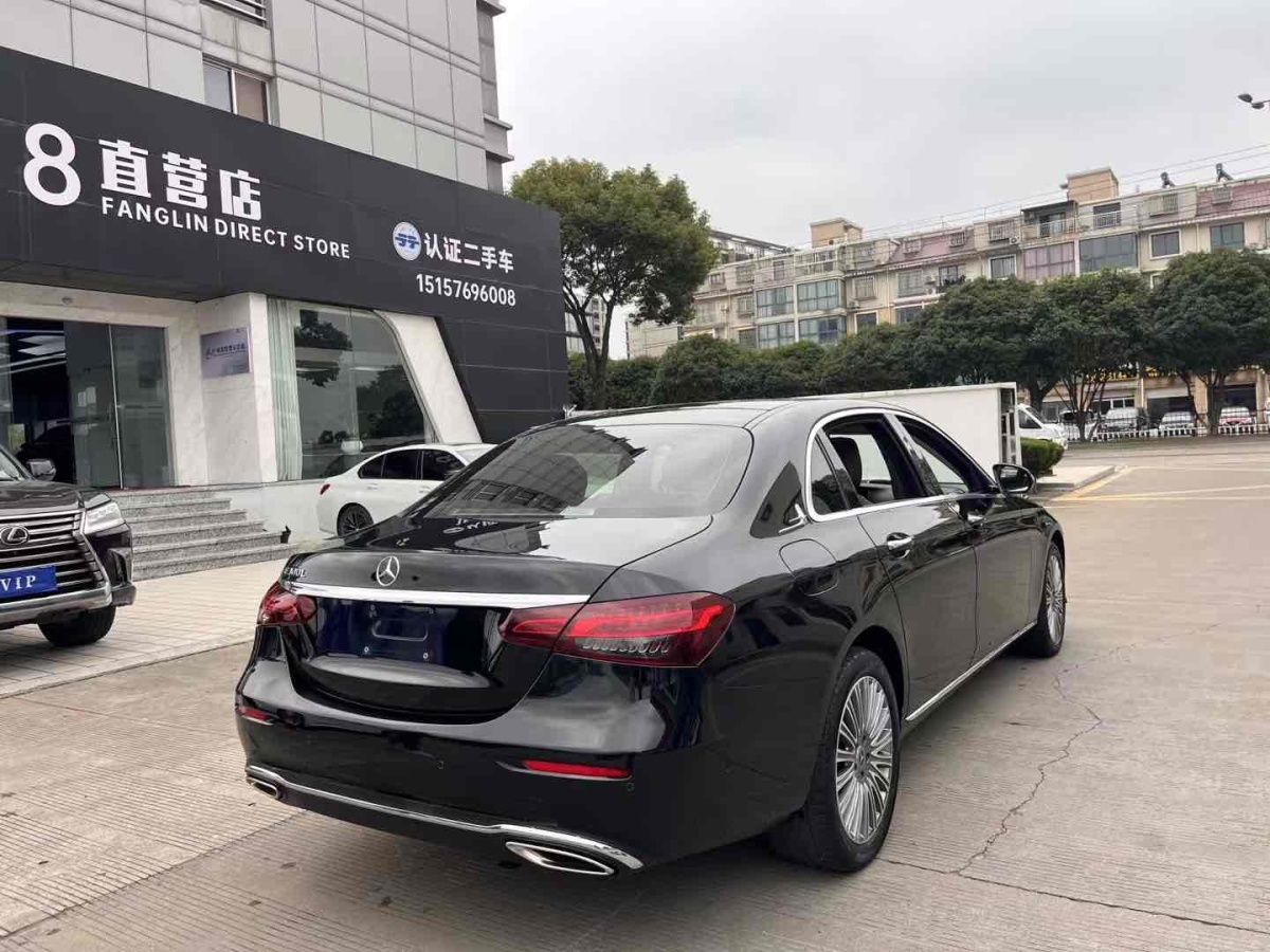 奔馳 奔馳E級  2021款 改款 E 300 L 時尚型圖片