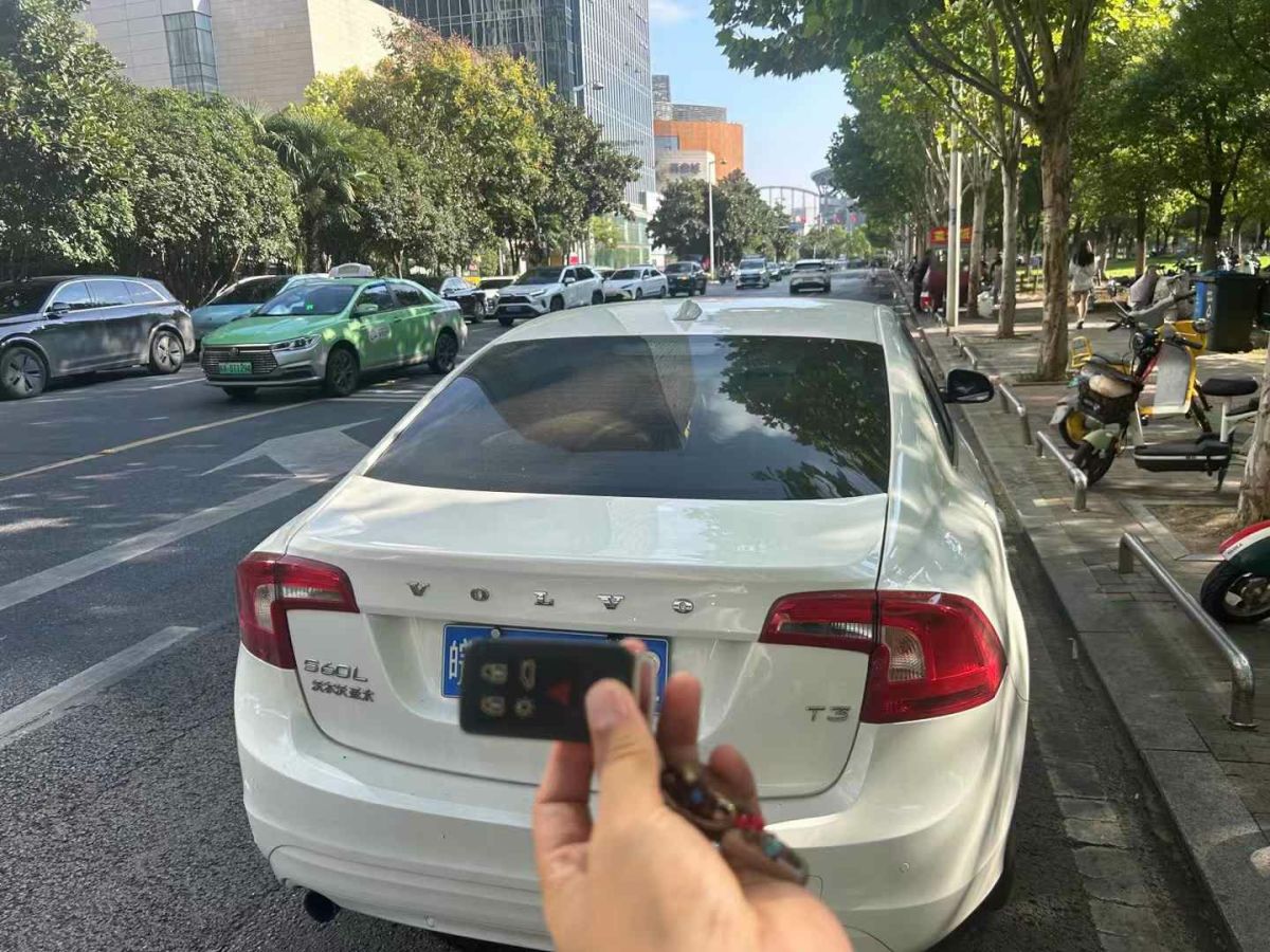 沃爾沃 S60  2019款 S60L 2.0T 智遠(yuǎn)版圖片