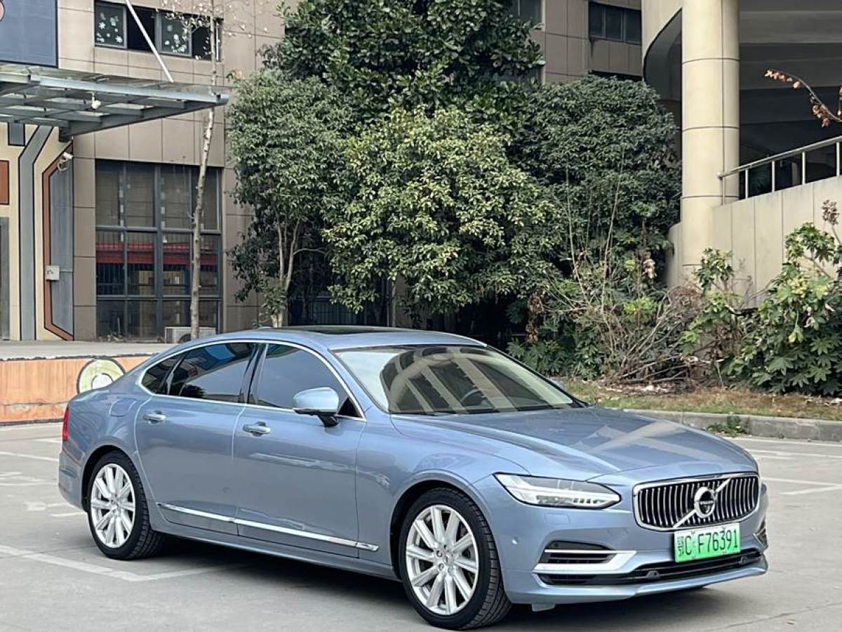 沃爾沃 S90新能源  2019款  T8 E驅混動 智雅版 國VI圖片