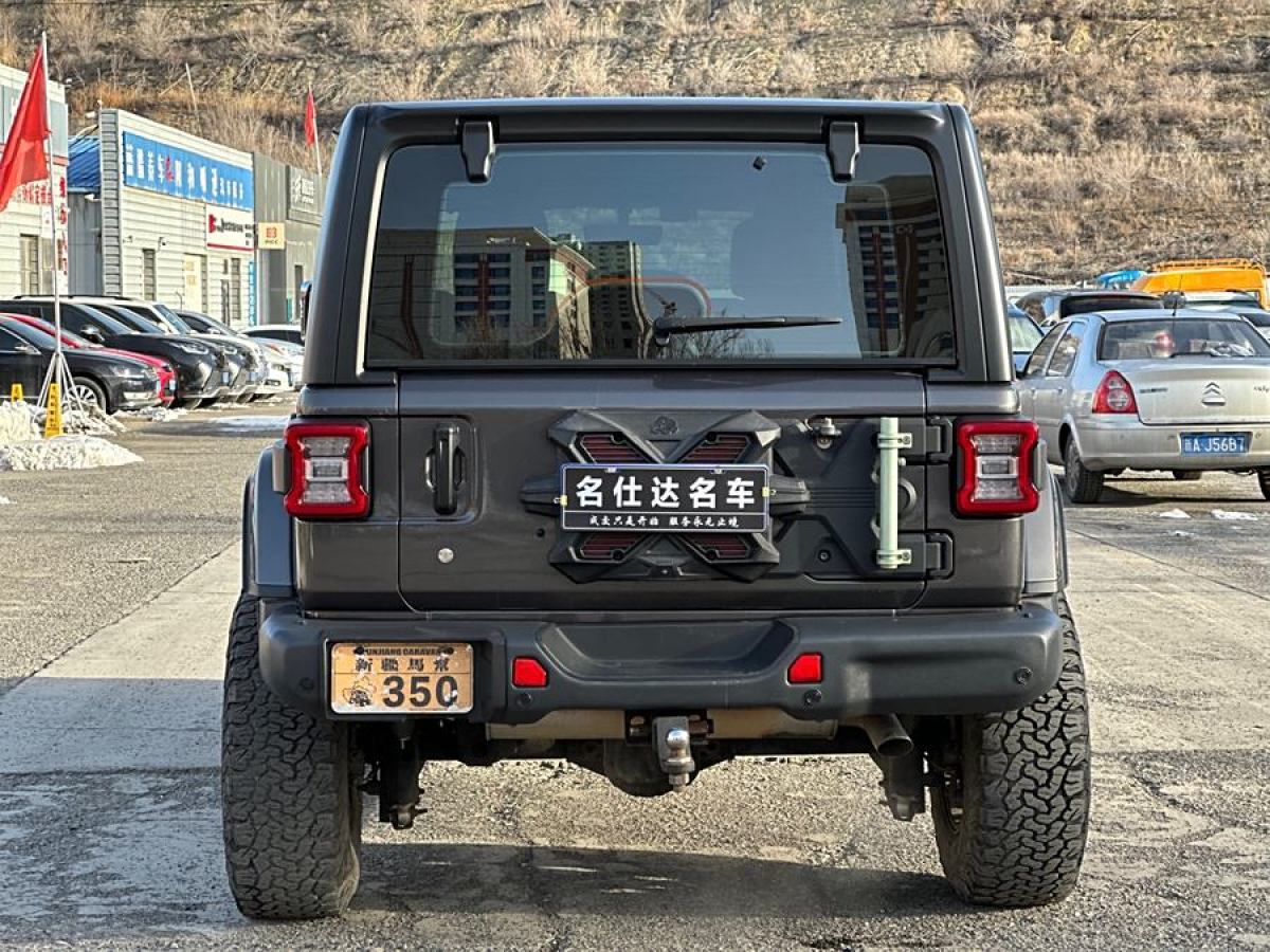 2019年11月Jeep 牧馬人  2019款 2.0T Sahara 四門版 國VI