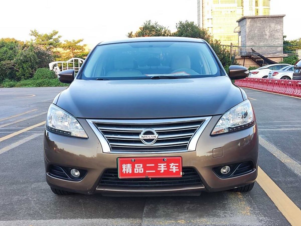 日產(chǎn) 軒逸  2012款 1.8XL CVT豪華版圖片