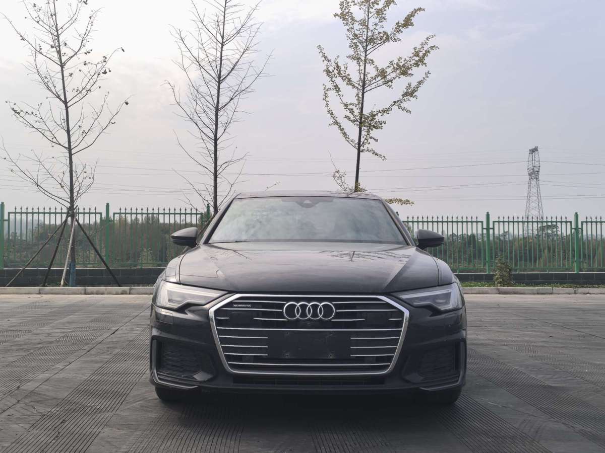 奧迪 奧迪A6L  2022款 40 TFSI 豪華動感型圖片