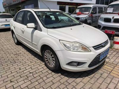 2013年8月 福特 ?？怂?三廂經(jīng)典 1.8L 自動(dòng)基本型圖片