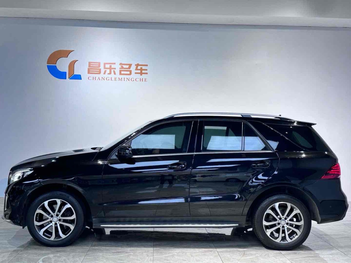 奔馳 奔馳GLE  2016款 GLE 320 4MATIC 豪華型圖片