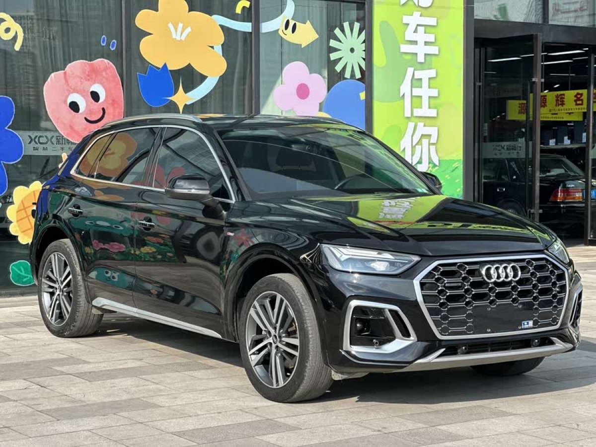 奧迪 奧迪Q5L  2022款 改款 40T 豪華動(dòng)感型圖片