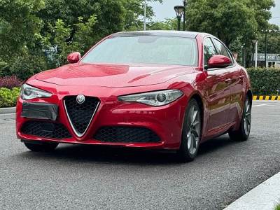 2017年5月 阿爾法·羅密歐 Giulia 2.0T 200HP 豪華版圖片