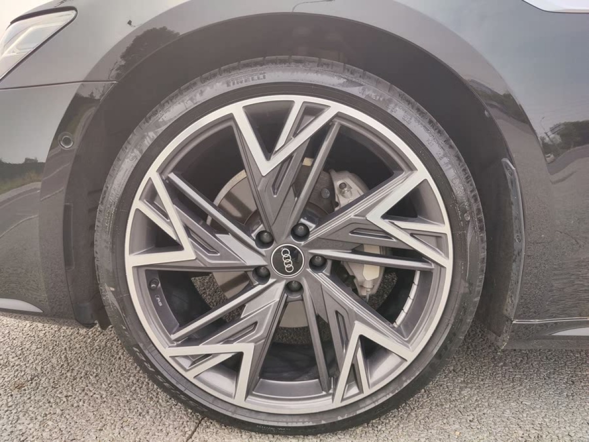奧迪 奧迪A7L  2024款 45 TFSI quattro S-line 黑武士版圖片