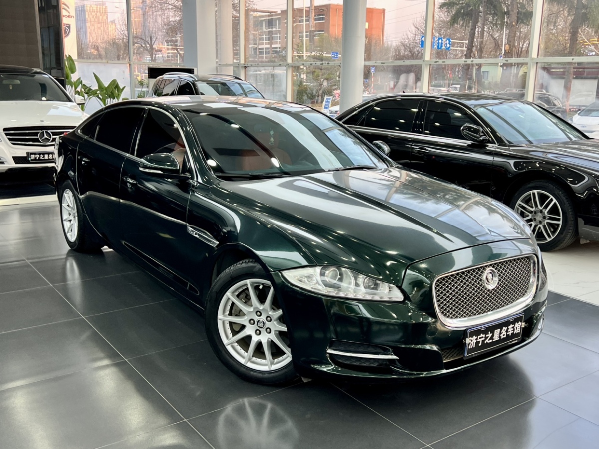 捷豹 XJ  2012款 XJL 3.0 全景商務(wù)版圖片