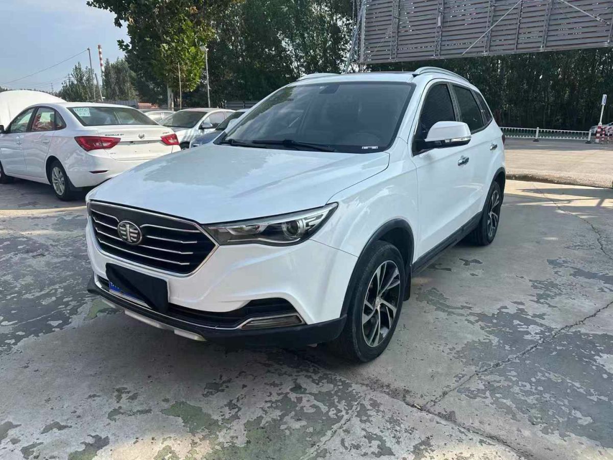 奔騰 X40  2019款 1.6L 自動互聯(lián)智能版圖片