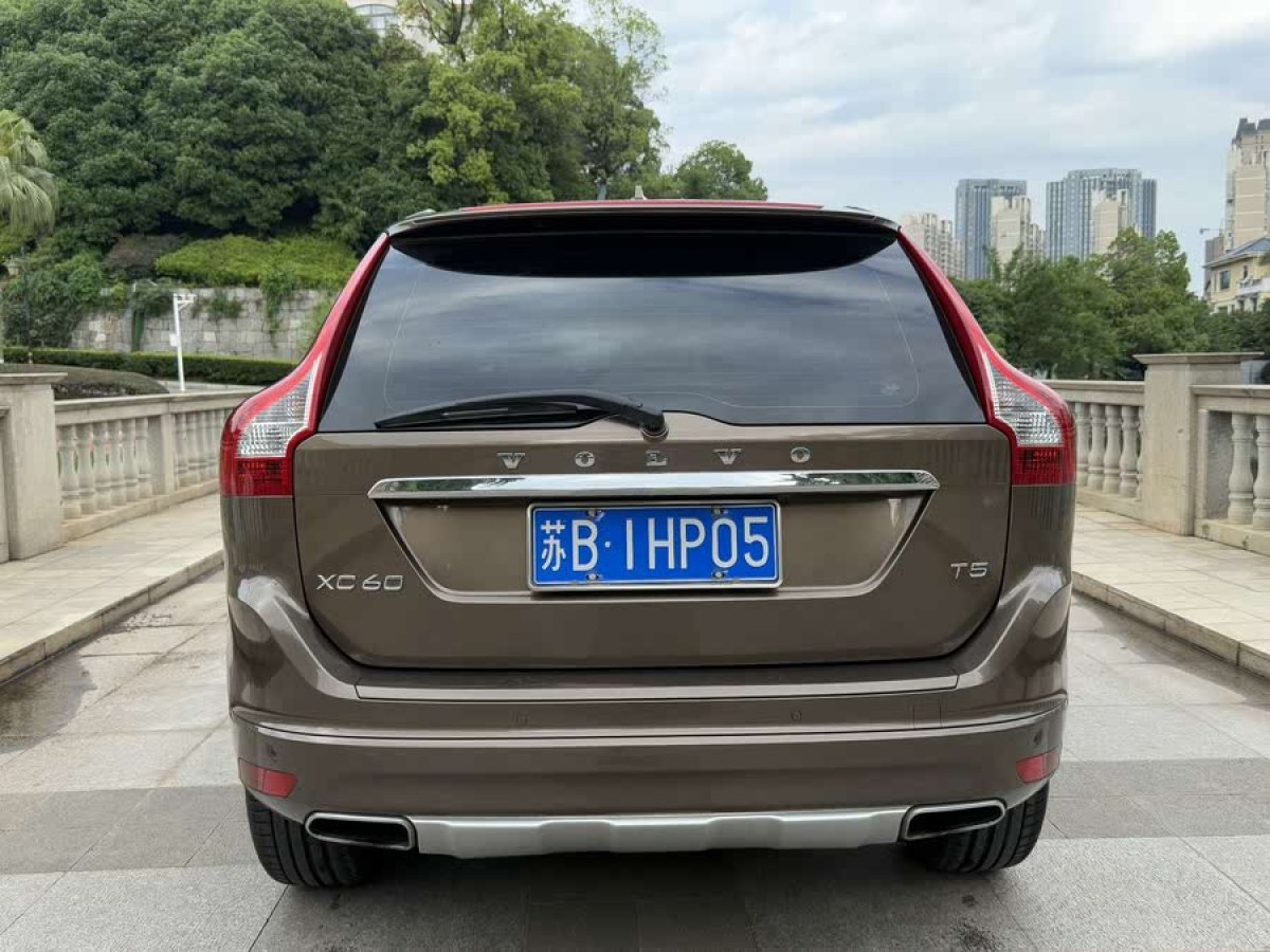 沃爾沃 XC60  2017款 T5 智進(jìn)版圖片