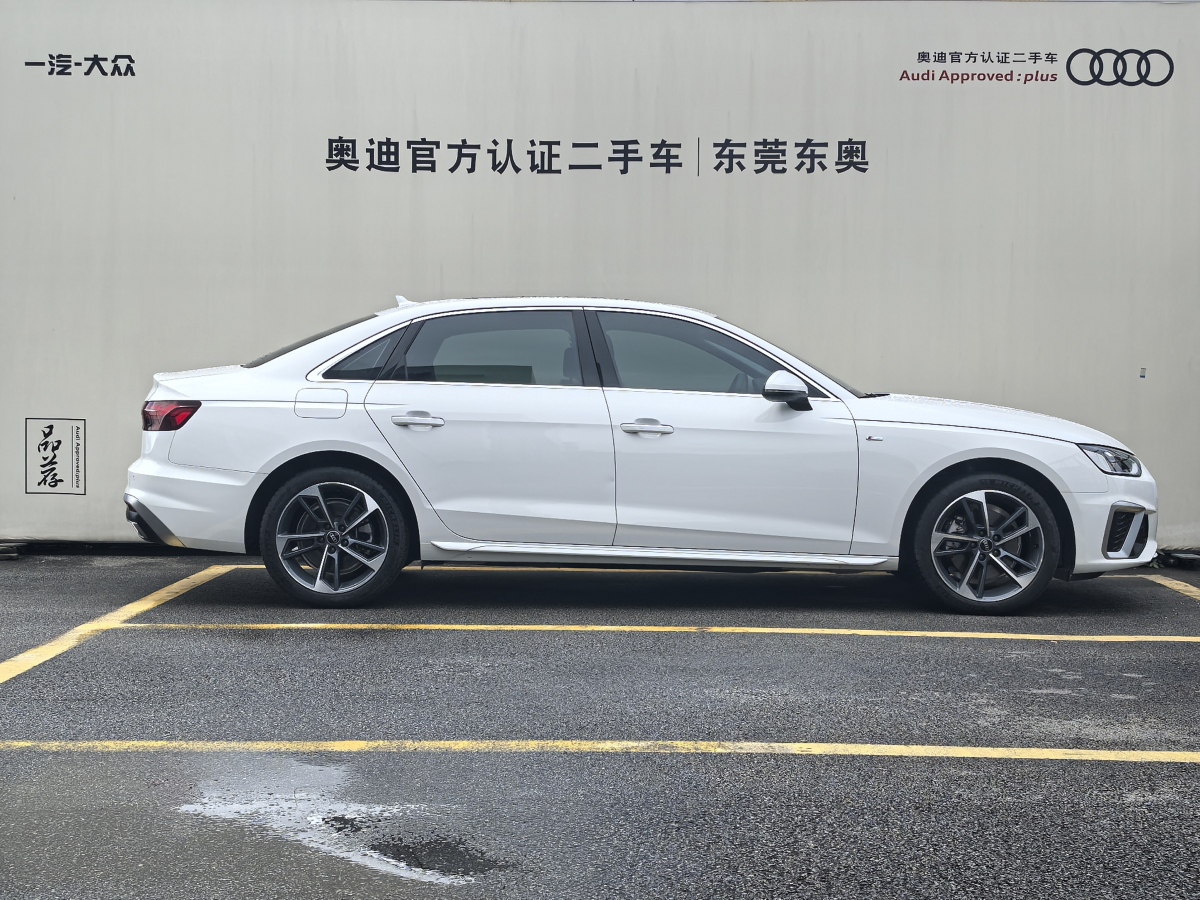 奧迪 奧迪A4L  2022款 40 TFSI 時尚動感型圖片