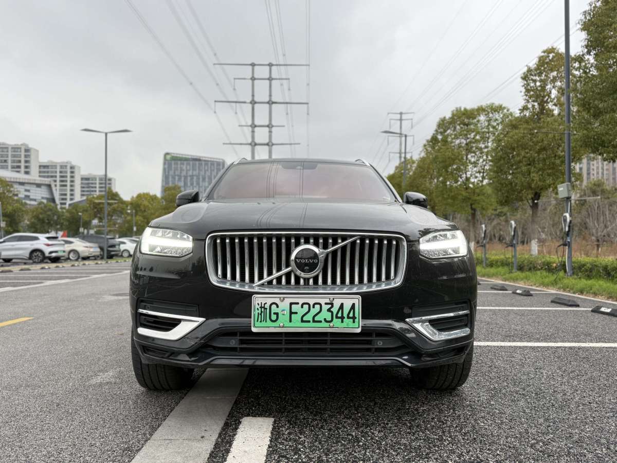 2022年07月沃爾沃 XC90新能源  2022款 改款 E驅(qū)混動 T8 智尊豪華版 7座