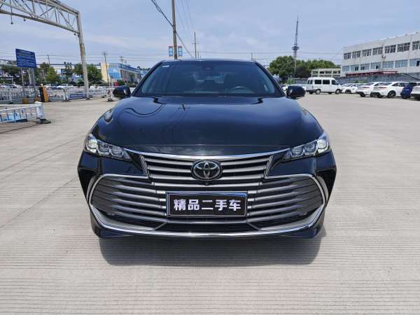 丰田 亚洲龙  2019款 2.0L XLE尊享版