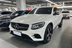 奔驰GLC 奔驰 改款 GLC 300 4MATIC 轿跑SUV