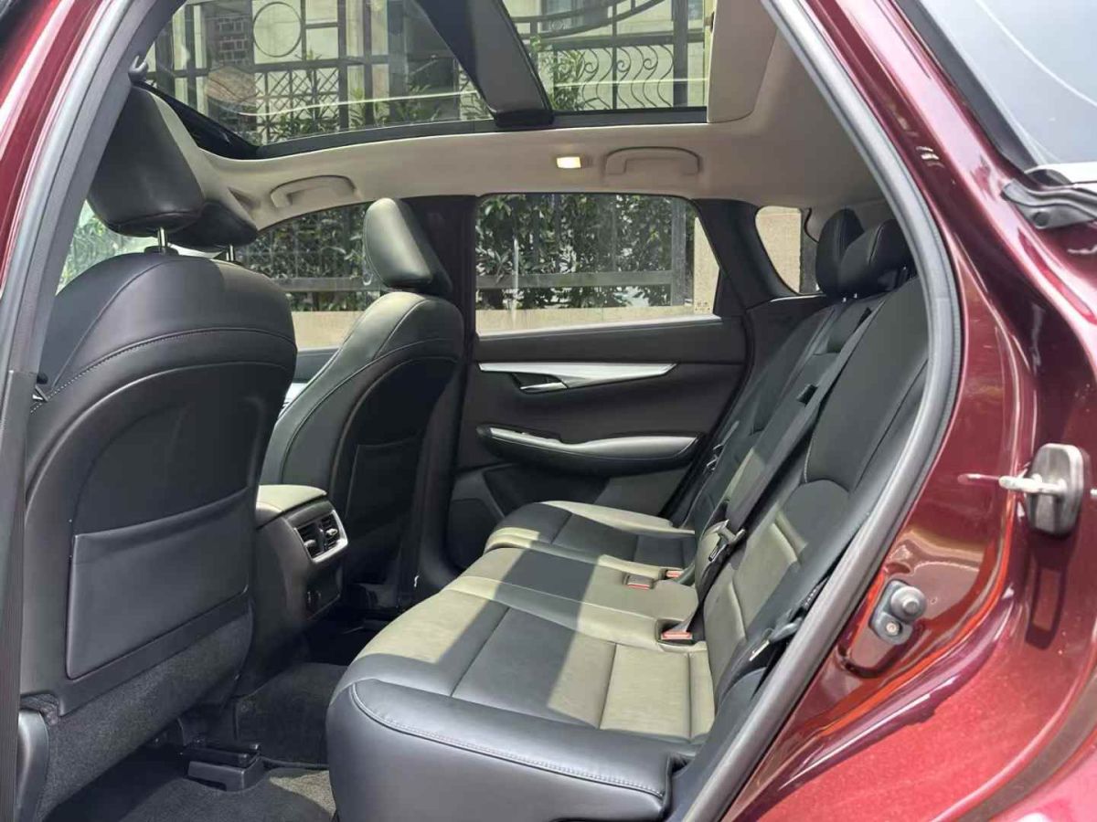 英菲尼迪 QX50  2022款 2.0T 兩驅(qū)WAVE版圖片