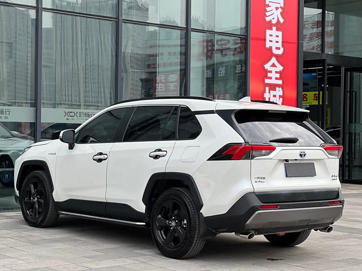 豐田 RAV4榮放  2023款 雙擎 2.5L E-CVT四驅精英Plus版圖片