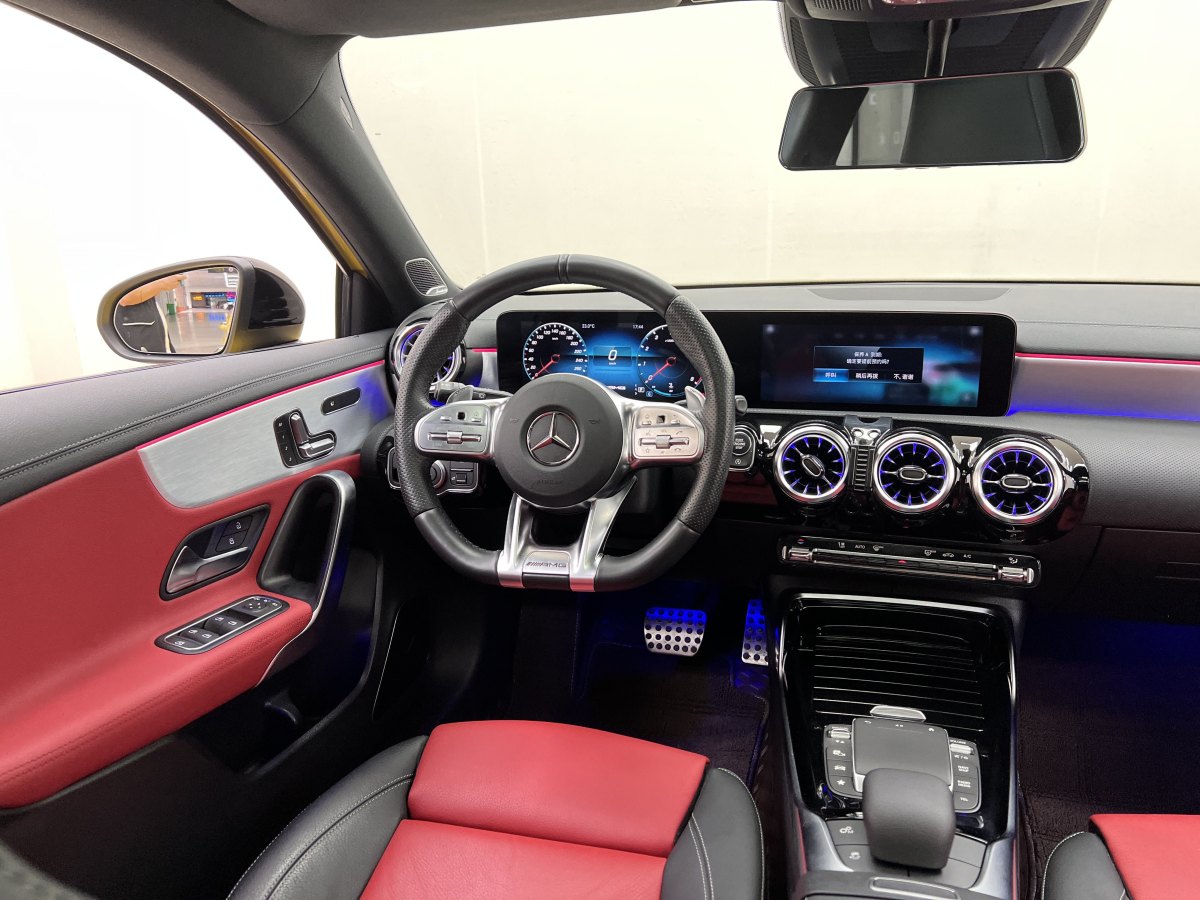 2022年1月奔馳 奔馳A級(jí)AMG  2020款 AMG A 35 4MATIC