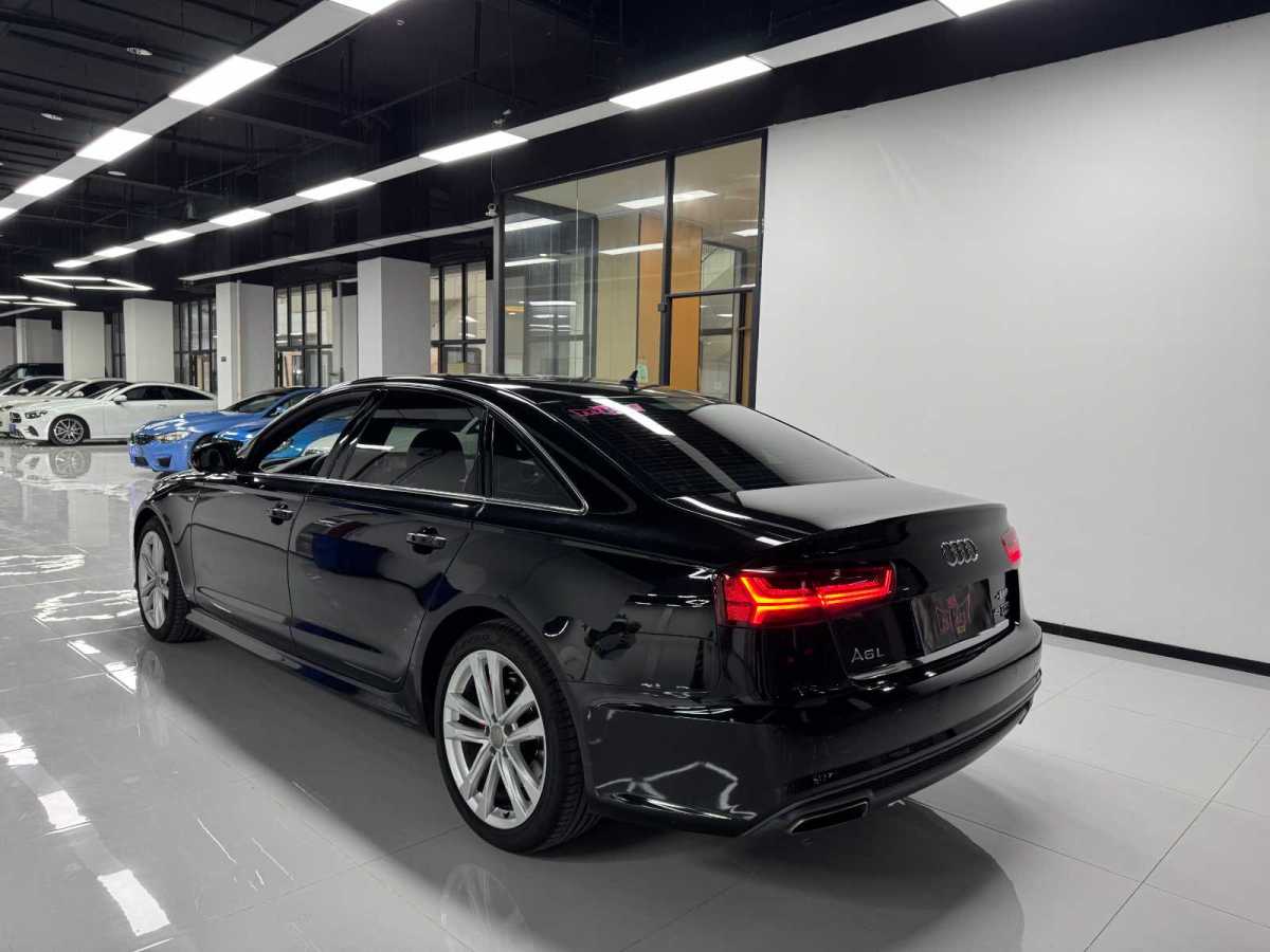 奧迪 奧迪A6L  2011款 A6L 3.0TFSI Quattro豪華型圖片