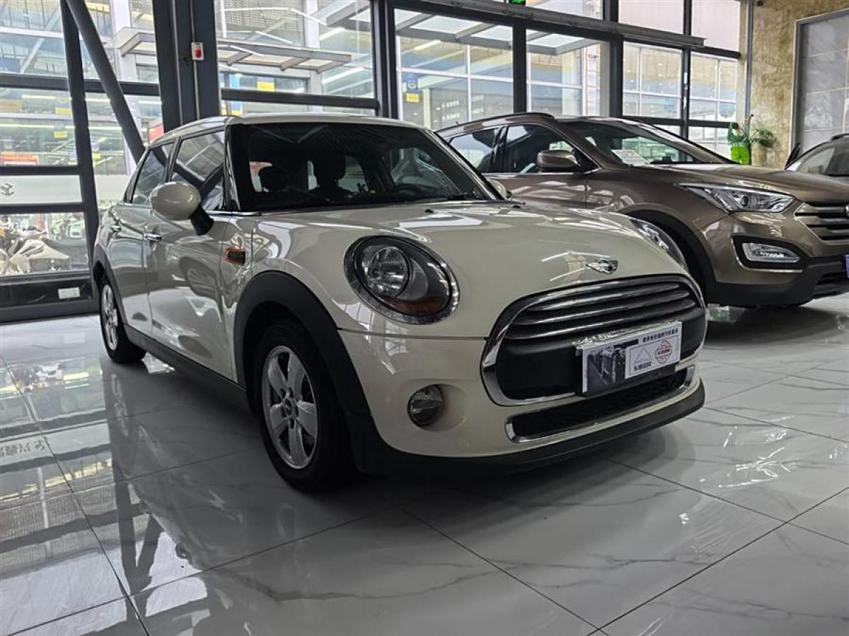 MINI MINI  2016款 1.2T ONE 五門版圖片