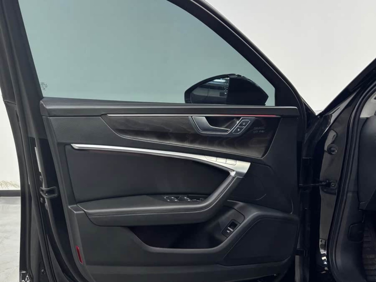 奧迪 奧迪A6L  2021款 45 TFSI quattro 尊享致雅型圖片