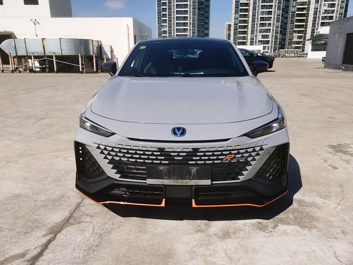 長(zhǎng)安 長(zhǎng)安UNI-V  2022款 2.0T 鋒速版圖片