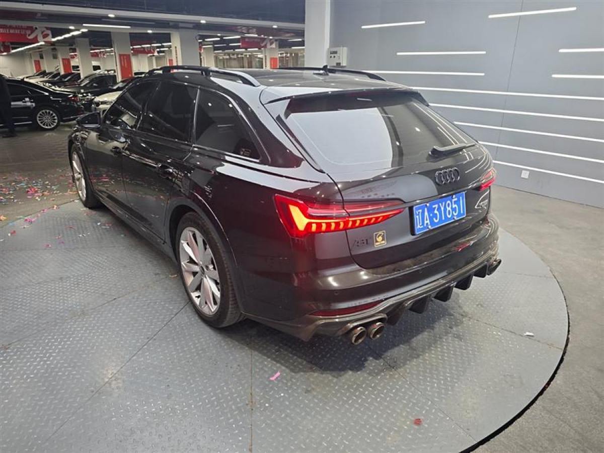 奧迪 奧迪A6  2021款 Allroad 探索家 55 TFSI 尊享越野型圖片