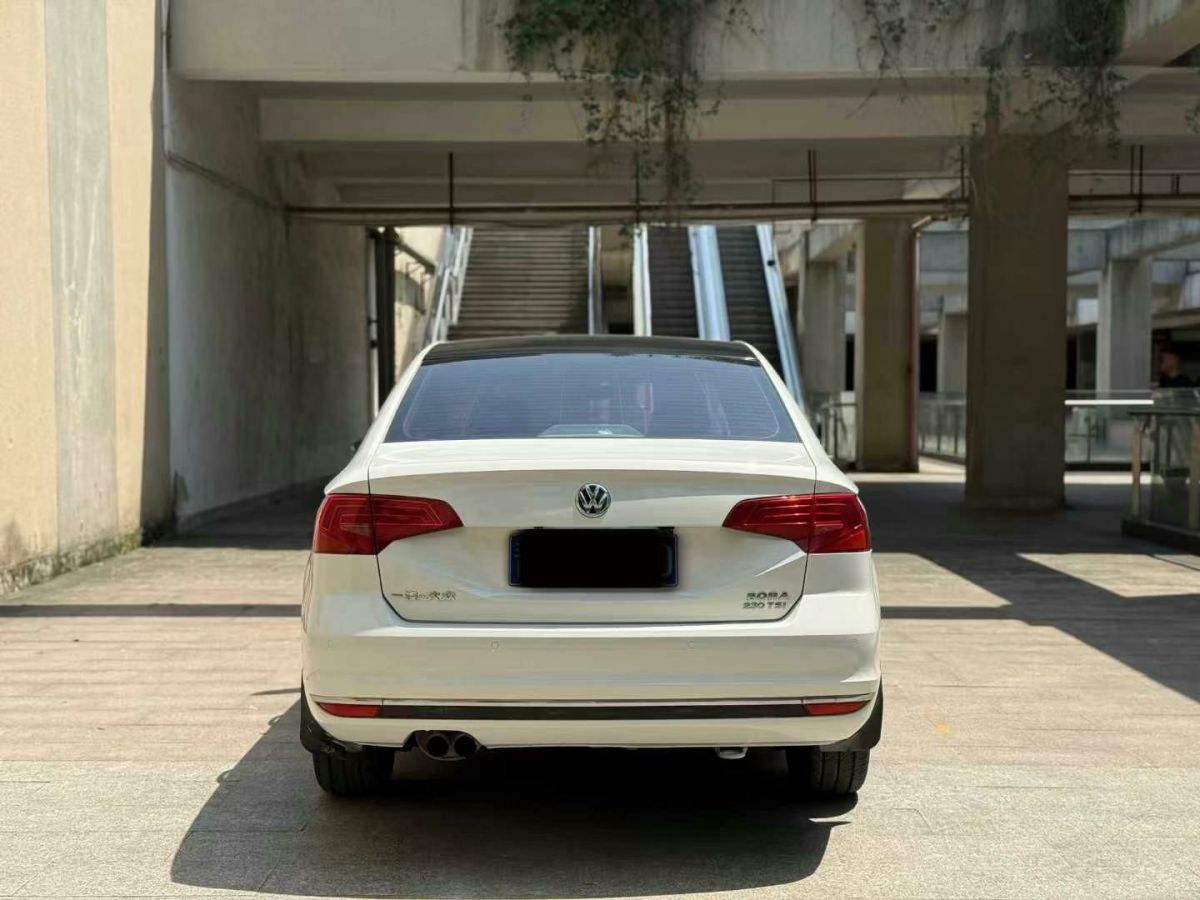 大眾 寶來  2016款 1.6L 自動(dòng)時(shí)尚型圖片